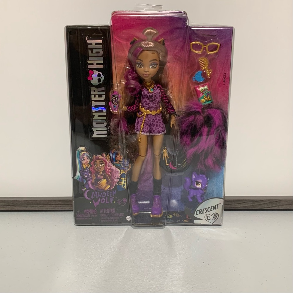 Monster High®: Clawdeen Wolf™ Fashion Doll with Pet and Accessories-New